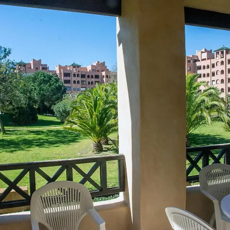 Vista Jardin En Urb. Jardines De Isla Canela. Exterior photo
